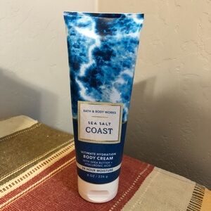 Bath & Body Works Sea Salt Coast Body Cream Shea Butter Hyaluronic Acid